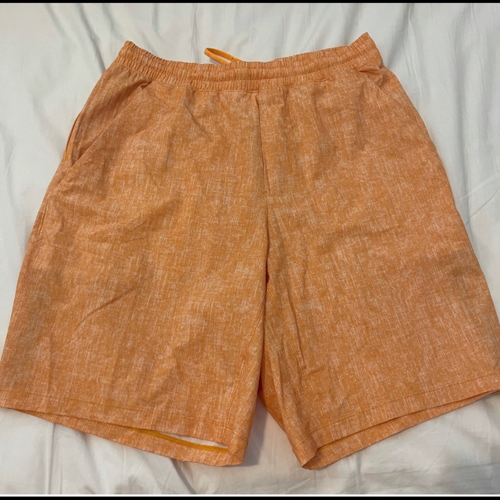 Lululemon 7inch shorts